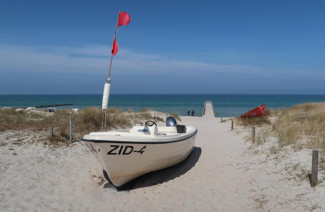 Wohnung 9 Meer-Ruhe Im Haus Stranddistel Komfortable Ferienwohnung Im 1 Og Fuer 4 Personen In زنغست المظهر الخارجي الصورة