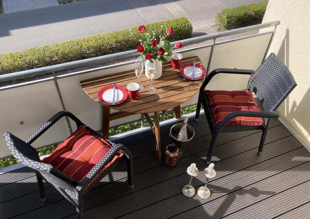 Wohnung 9 Meer-Ruhe Im Haus Stranddistel Komfortable Ferienwohnung Im 1 Og Fuer 4 Personen In زنغست المظهر الخارجي الصورة